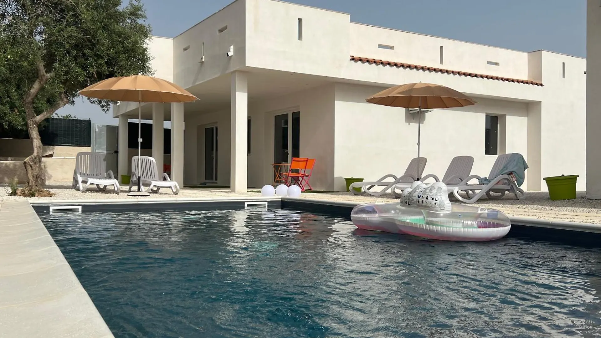 White Houses Luxury And Pool Scoglitti 0*,  Italy