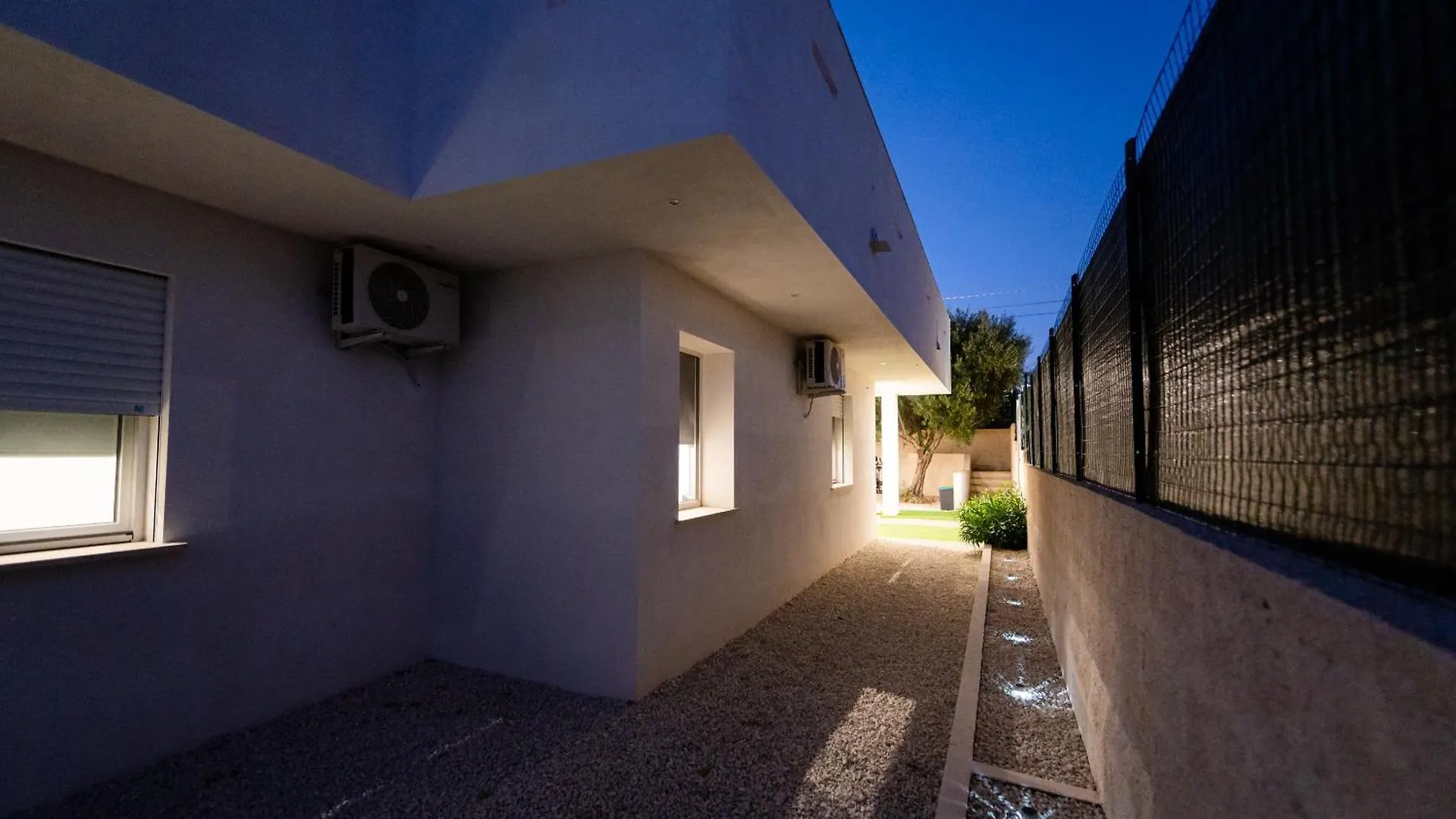 White Houses Luxury And Pool Scoglitti Italy