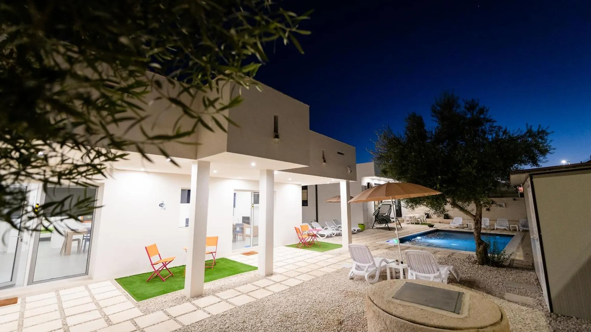 White Houses Luxury And Pool Scoglitti