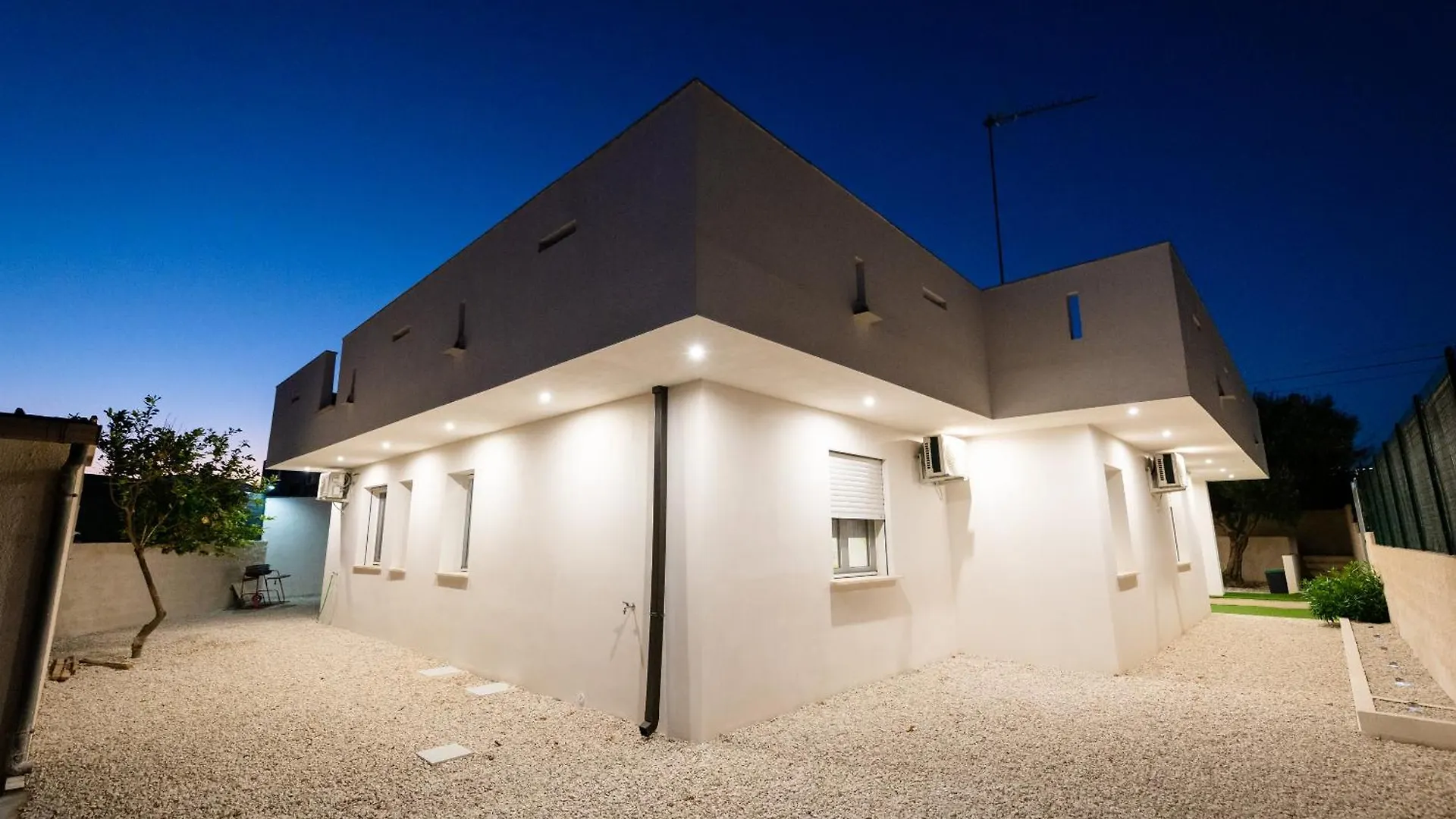 White Houses Luxury And Pool Scoglitti Apartment