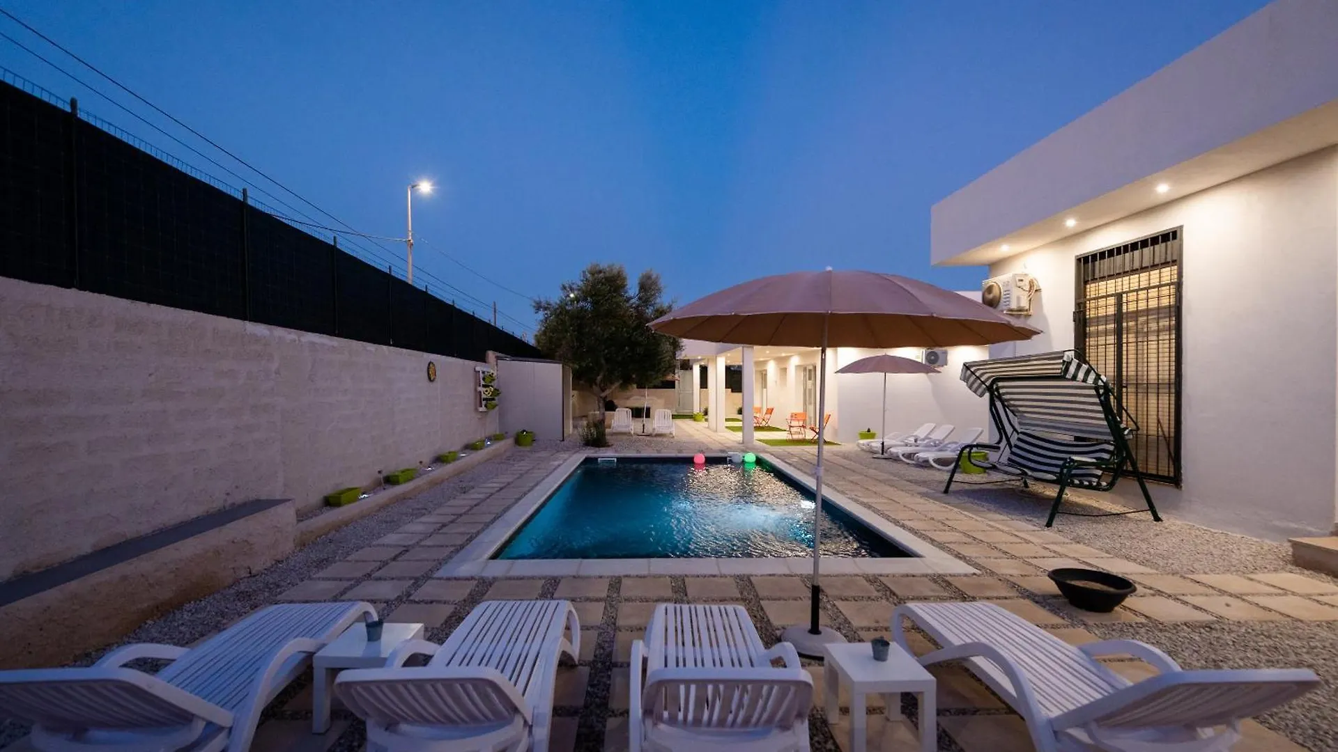 White Houses Luxury And Pool Scoglitti