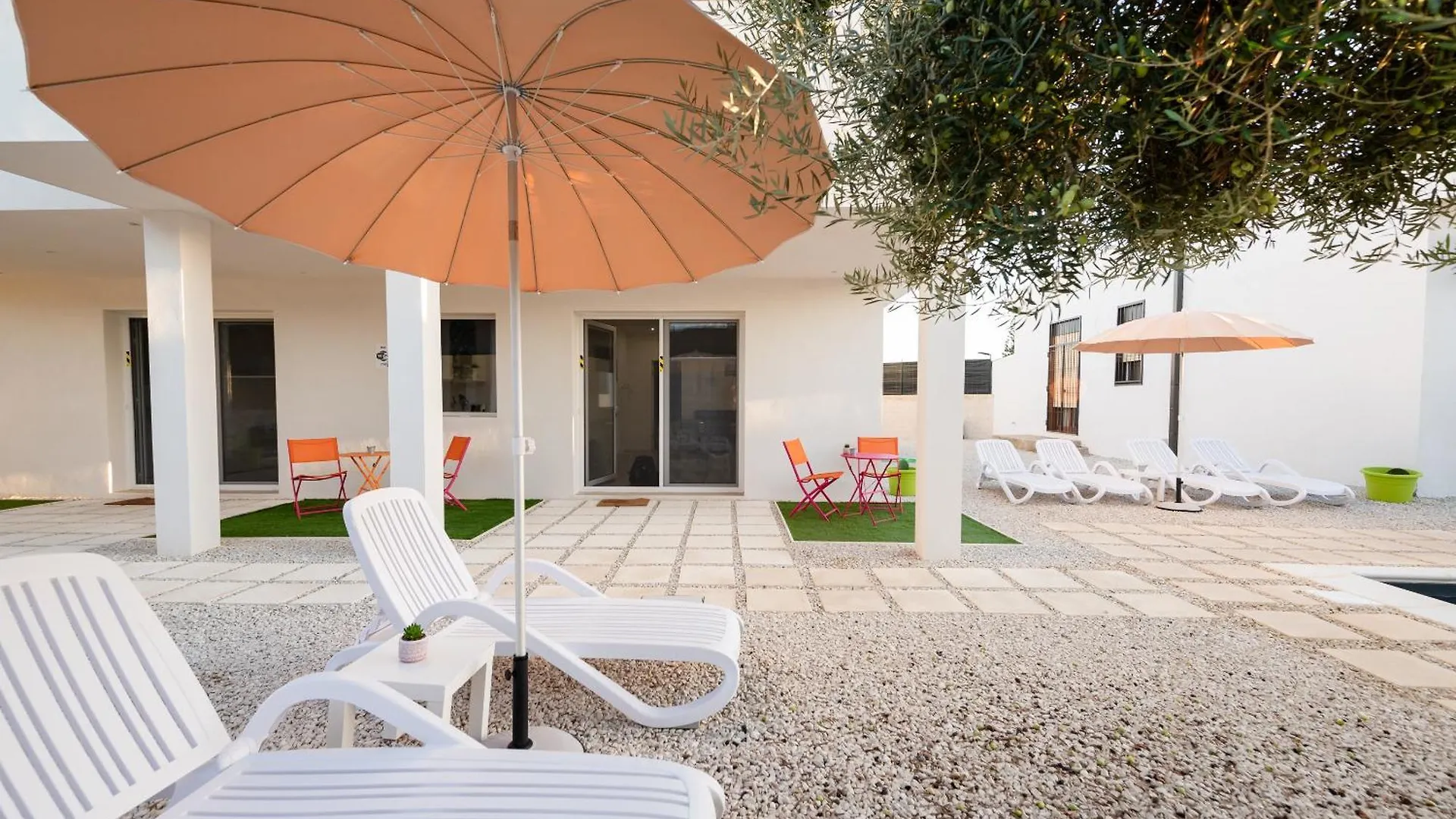 Apartment White Houses Luxury And Pool Scoglitti