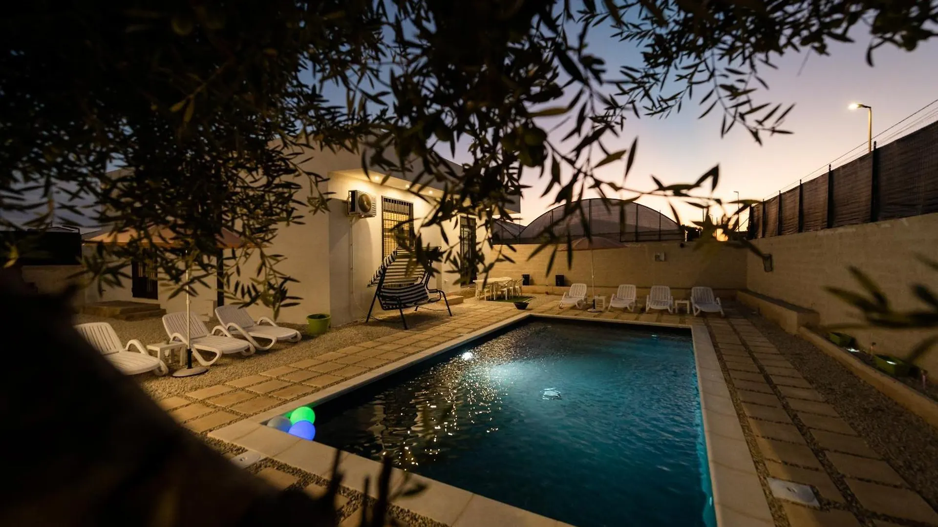 Apartment White Houses Luxury And Pool Scoglitti